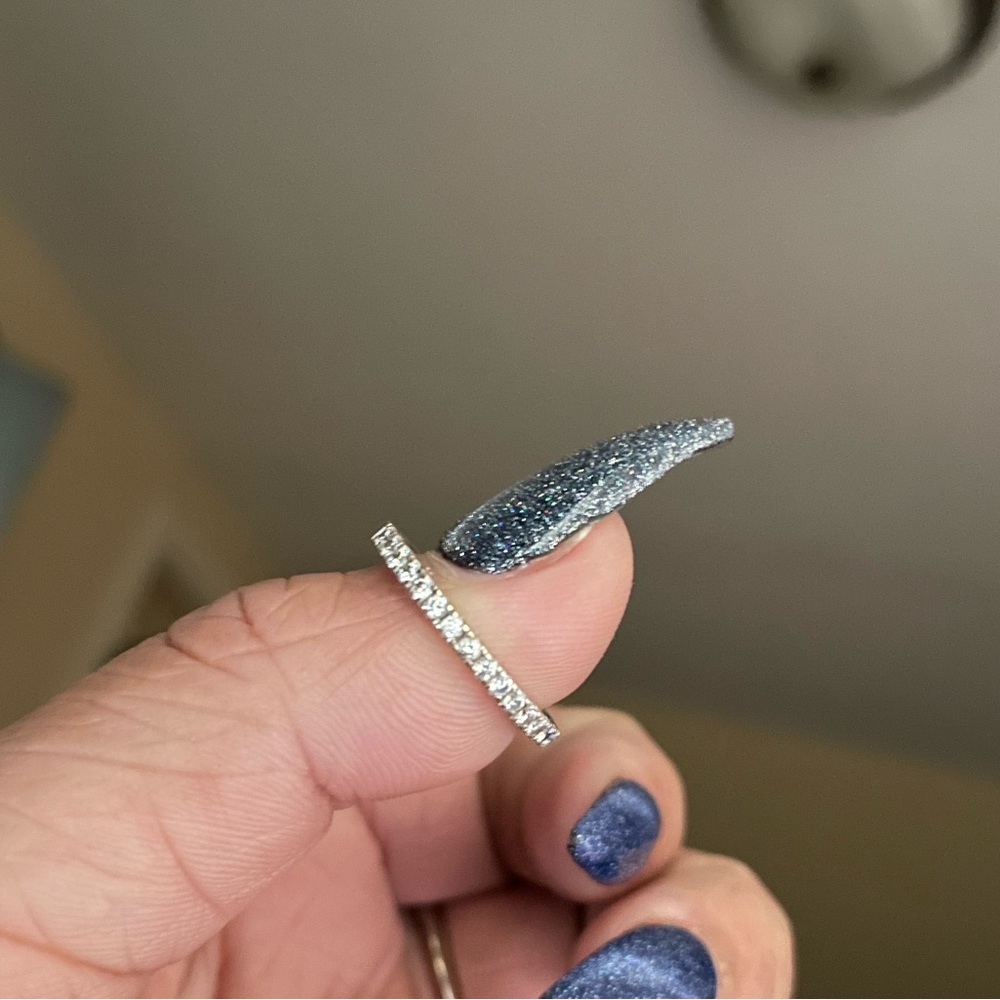 18k solid white gold diamonds ring - Picture 9 of 14